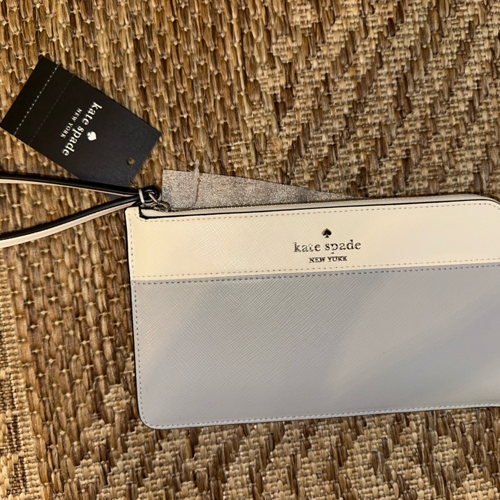 NWT Kate Spade Clutch Wristlet